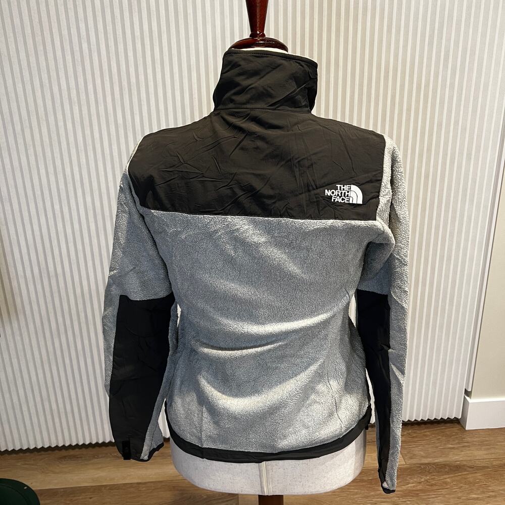 THE NORTH FACE Women's Polartec Denali Fleece Jacket Size XS In Black/Gray - Picture 2 of 8